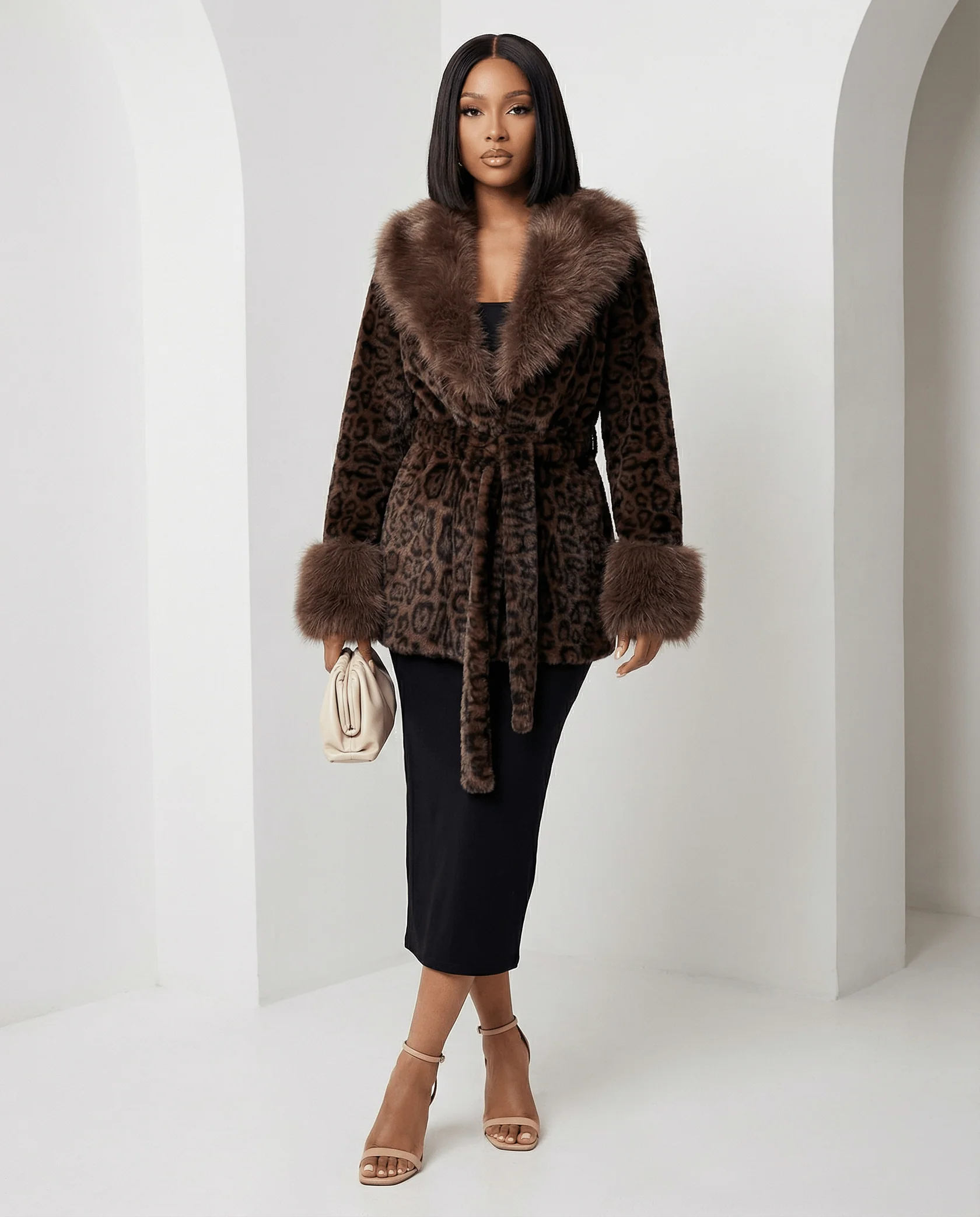 Manteau ceinturé en fausse fourrure Marbella