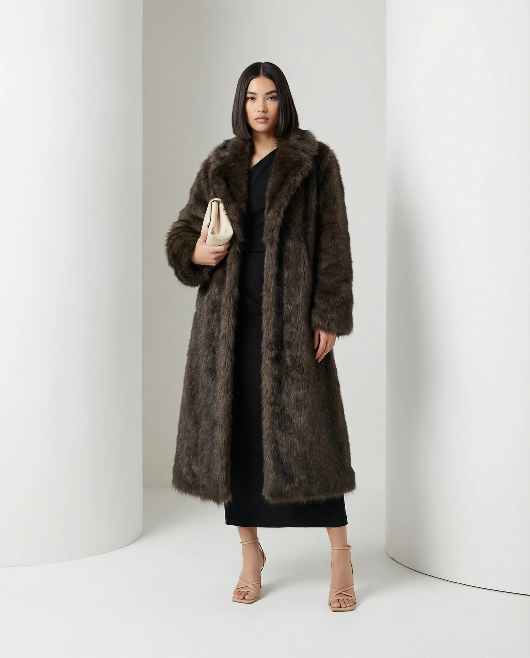 Manteau long en fausse fourrure Eden
