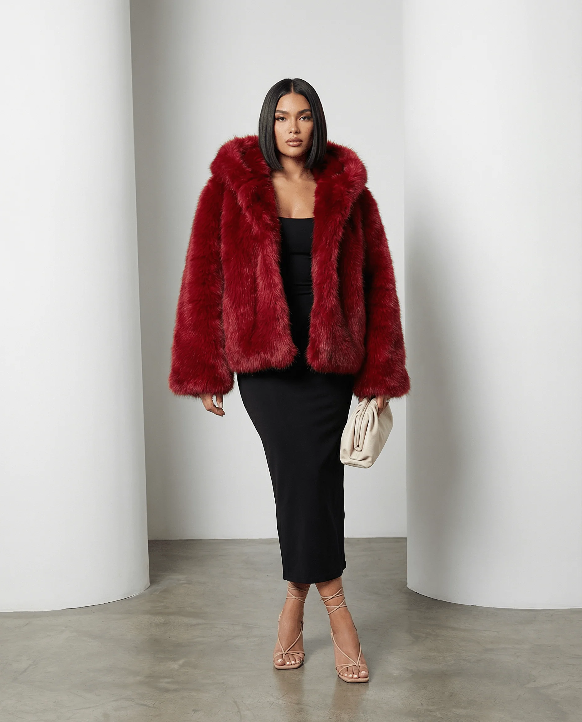 Veste Ravena à capuche en fausse fourrure