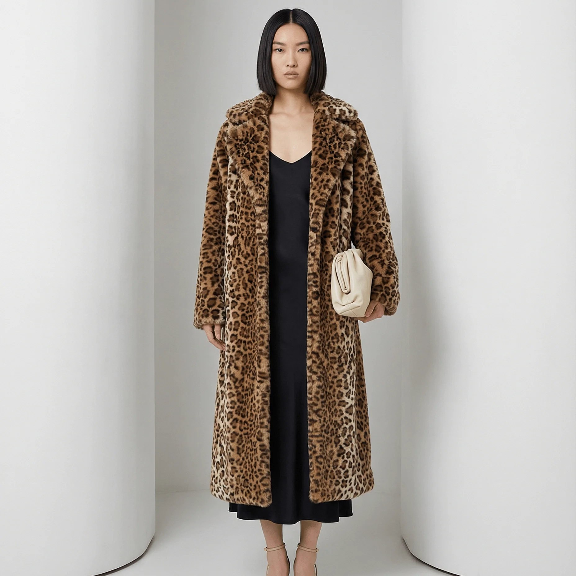 Manteau Aurelia léopard en fausse fourrure